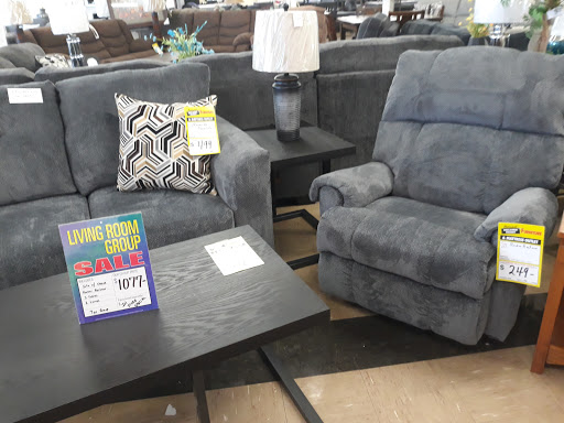 Furniture Store «Unclaimed Freight Furniture», reviews and photos, 2130 S Dort Hwy, Flint, MI 48507, USA