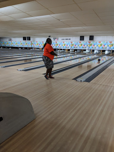 Bowling Alley «Tarheel Lanes», reviews and photos, 3275 Asheville Hwy, Hendersonville, NC 28791, USA