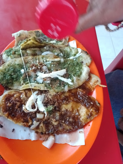 Sopes El Texano