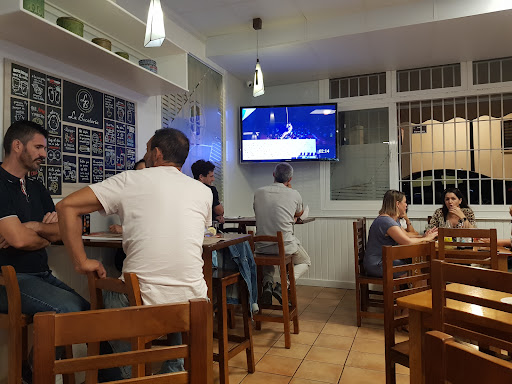 La Bocatería Snack-bar - C. Alamo, 35, local 13, 29670 San Pedro Alcántara, Málaga