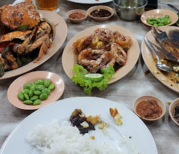 Waringin Seafood photo