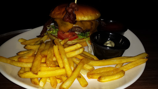 Movie Theater «CinéBistro at Waverly Place», reviews and photos, 525 New Waverly Pl, Cary, NC 27518, USA