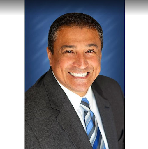 Lou Hernandez Agency, Inc American Family Insurance, 1363 Wind Energy Pass, Batavia, IL 60510