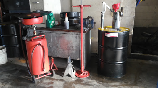 Auto Repair Shop «Nashville Auto Repair», reviews and photos, 3741 Nolensville Pike, Nashville, TN 37211, USA