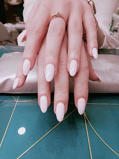 Chez Min Nails