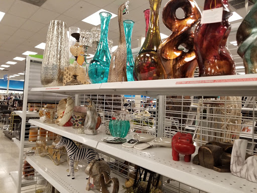 Shopping Mall «Coral Ridge Mall», reviews and photos, 3200 N Federal Hwy, Fort Lauderdale, FL 33306, USA