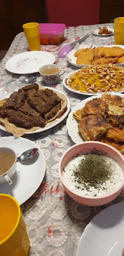 Street 9: Cafes and Restaurants 