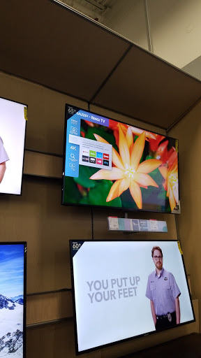 Electronics Store «Best Buy», reviews and photos, 3349 Fairlane Dr, Allen Park, MI 48101, USA