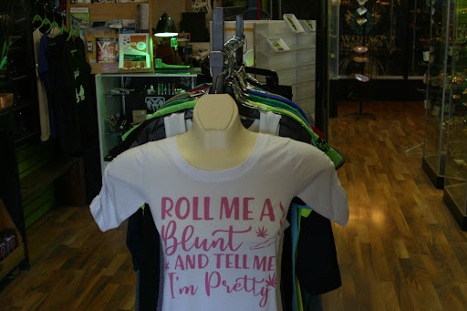 Tobacco Shop «Hypnotized Smoke Shop», reviews and photos, 2967 Patterson Rd, Florissant, MO 63031, USA