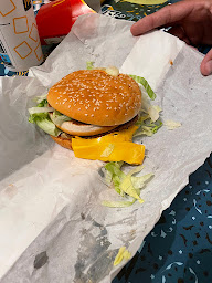 Photo n°13 de McDonald's à Les Martres-de-Veyre ()