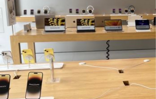 Apple Fashion Island image