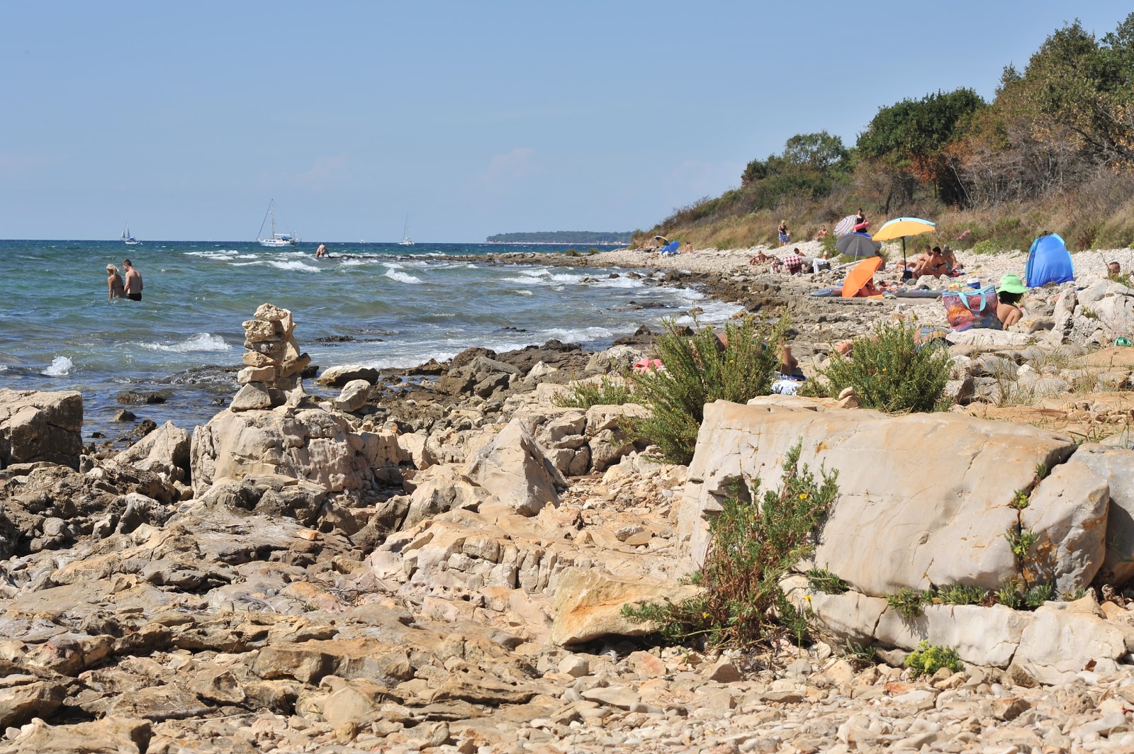 Foto von Hawaii beach mit graue kiesel Oberfläche