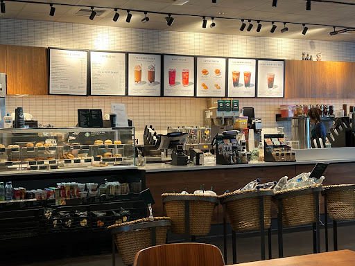 Coffee Shop «Starbucks», reviews and photos, 29 Enon St, Beverly, MA 01915, USA