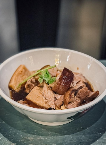 383 Jln Besar, Kam Leng Hotel, Singapore 209001