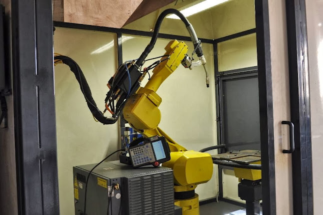 Zdeněk Chadim - výroba ocelových konstrukcí, zárubní, autodoprava