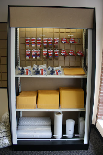 Shipping and Mailing Service «The UPS Store», reviews and photos, 1710 Lancaster Ave, Paoli, PA 19301, USA
