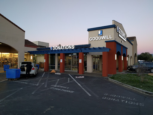 Thrift Store «Goodwill of Silicon Valley», reviews and photos, 311 W Calaveras Blvd, Milpitas, CA 95035, USA