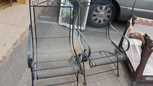 Thrift Store «Hand to Hand Thrift Store», reviews and photos, 785 Terryville Ave, Bristol, CT 06010, USA