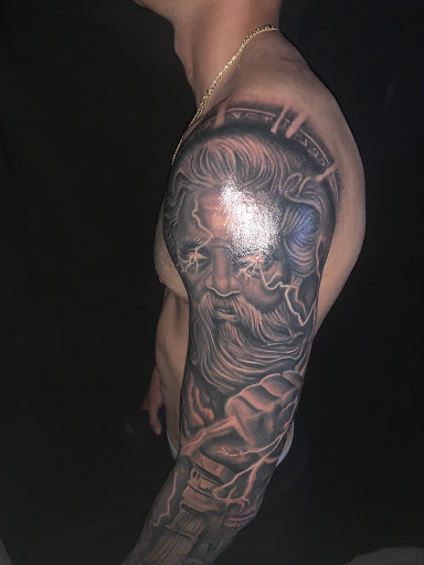 Explore virginia tattoo ideas, creative tattoo ideas in Sarasota, available at SEVEN SINS Tattoo Studio