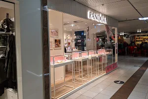 PANDORA Store Nürnberg Franken Center image