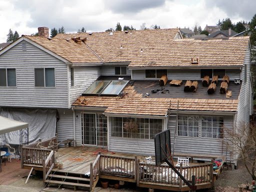 Roofing Contractor «Johnson Roofing & Gutters», reviews and photos, 14309 Midvale Ave N, Seattle, WA 98133, USA