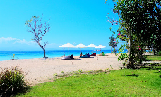 Toya Paken Beach