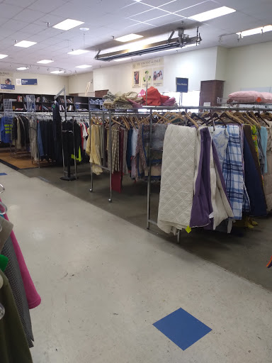 Thrift Store «St Vincent», reviews and photos, 310 Central Ave N, Kent, WA 98032, USA