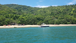 Photo de Plage de Fortaleza protégé par des falaises