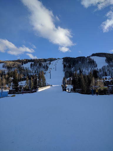 Ice Cream Shop «Haagen-Dazs Ice Cream Shop», reviews and photos, 675 Lionshead Pl, Vail, CO 81657, USA