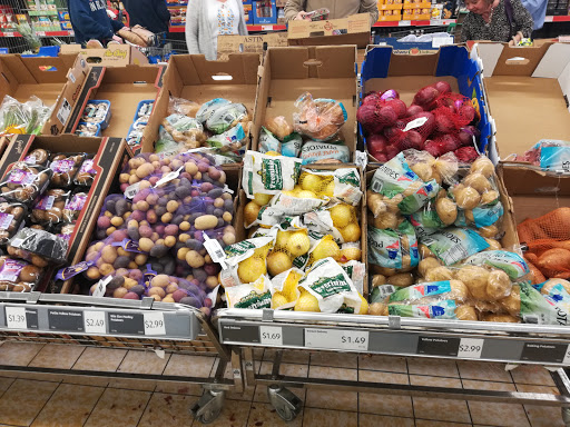 Supermarket «ALDI», reviews and photos, 225 E Main St, Milford, MA 01757, USA