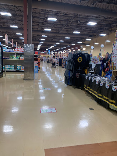Supermarket «Giant Eagle Supermarket», reviews and photos, 420 E Waterfront Dr, Homestead, PA 15120, USA