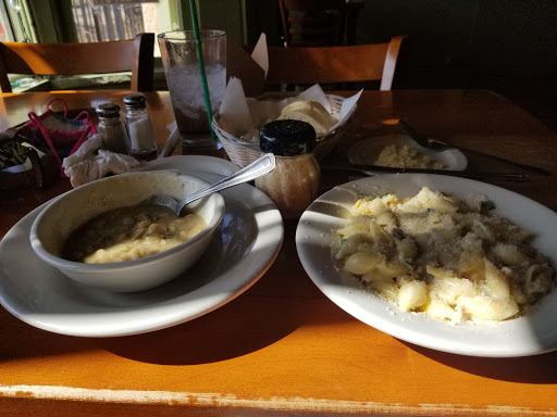 Italian Restaurant «Bambinos Cafe on Delmar», reviews and photos, 1141 E Delmar St, Springfield, MO 65807, USA