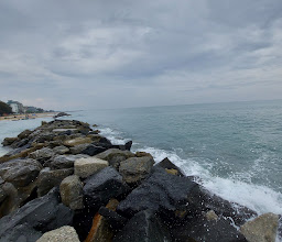 Saeng Chan Beach photo