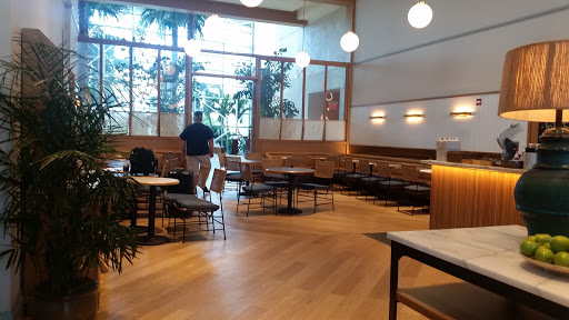 Shopping Mall «Diplomat Mall Shopping Center», reviews and photos, 1725 E Hallandale Beach Blvd, Hallandale Beach, FL 33009, USA