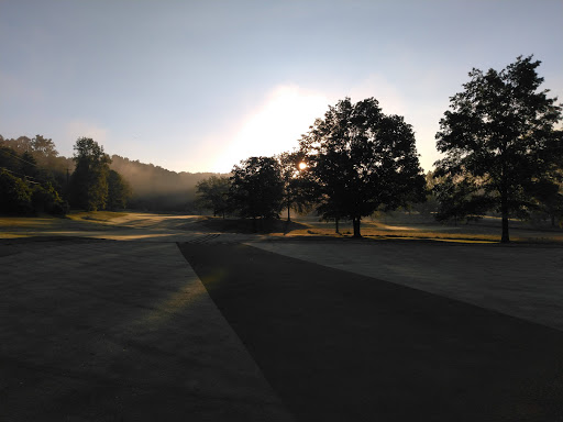 Golf Course «Edgewood Country Club», reviews and photos, 12541 Derricks Creek Rd, Charleston, WV 25320, USA