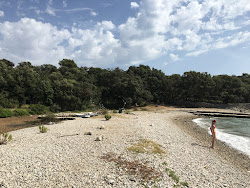 Foto von Slatina Bay mit kleine bucht