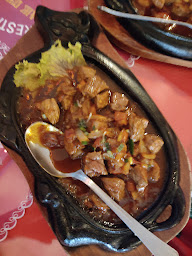 Photo n°14 de La Baie d'Halong à Tarbes ()