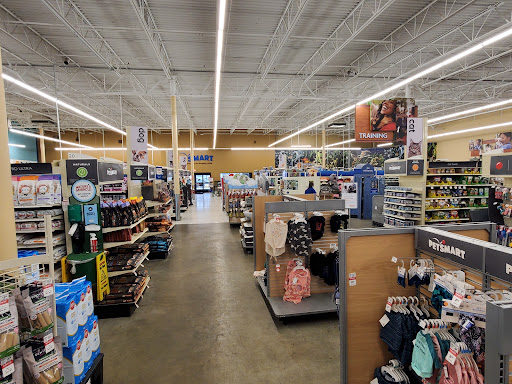 Pet Supply Store «PetSmart», reviews and photos, 36395 Euclid Ave, Willoughby, OH 44094, USA