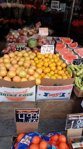 Grocery Store «Community Green Market», reviews and photos, 2228 White Plains Rd, Bronx, NY 10467, USA