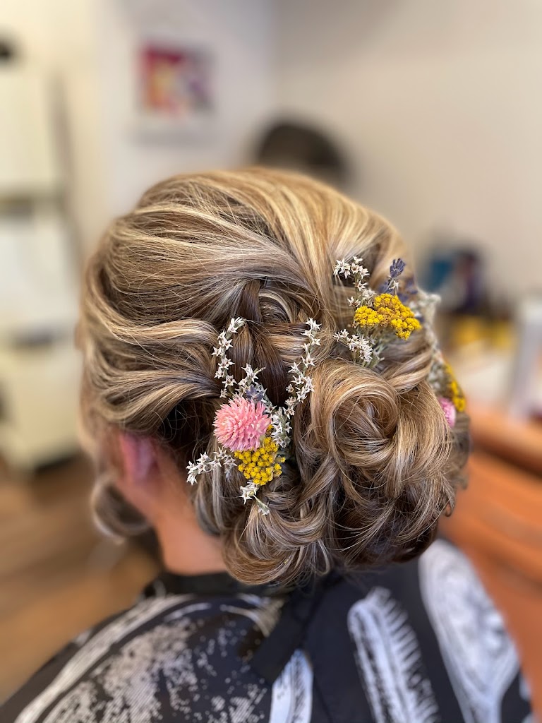 The Green Room Organic Salon Mount Joy 17552