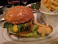 Hamburger du Restaurant français LE CHARLOT - PARIS - n°19