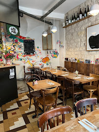 Atmosphère du Restaurant de type izakaya Peco Peco à Paris - n°2