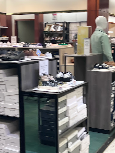 Shopping Mall «Crossgates Mall», reviews and photos, 1 Crossgates Mall Rd, Albany, NY 12203, USA