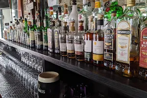 Tir na nOg - Trenton's Reel Irish Pub image