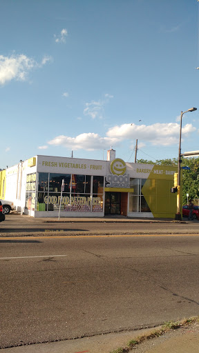 Grocery Store «Good Grocer», reviews and photos, 122 E Lake St, Minneapolis, MN 55408, USA
