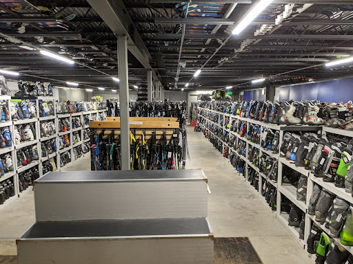 Sporting Goods Store «Gearonimo Sports», reviews and photos, 1401 S 8th St, Colorado Springs, CO 80905, USA