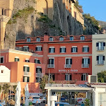 Photo n°1 de l'avis de GRAVIER.r fait le 07/05/2023 à 15:51 sur le  Hotel Il Faro à Sorrento