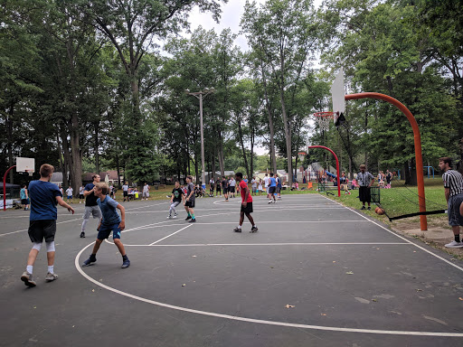 Park «Lions Park Lodge», reviews and photos, 641 Silver Lake Ave, Cuyahoga Falls, OH 44221, USA