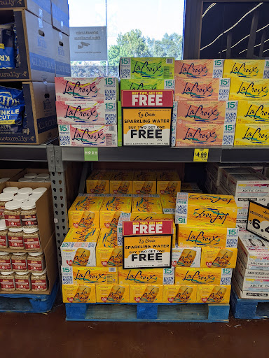 Grocery Store «Grocery Outlet Bargain Market», reviews and photos, 671 E Bidwell St, Folsom, CA 95630, USA