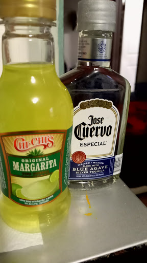 Liquor Store «Eagle Creek Liquors», reviews and photos, 4930 Lafayette Rd, Indianapolis, IN 46254, USA